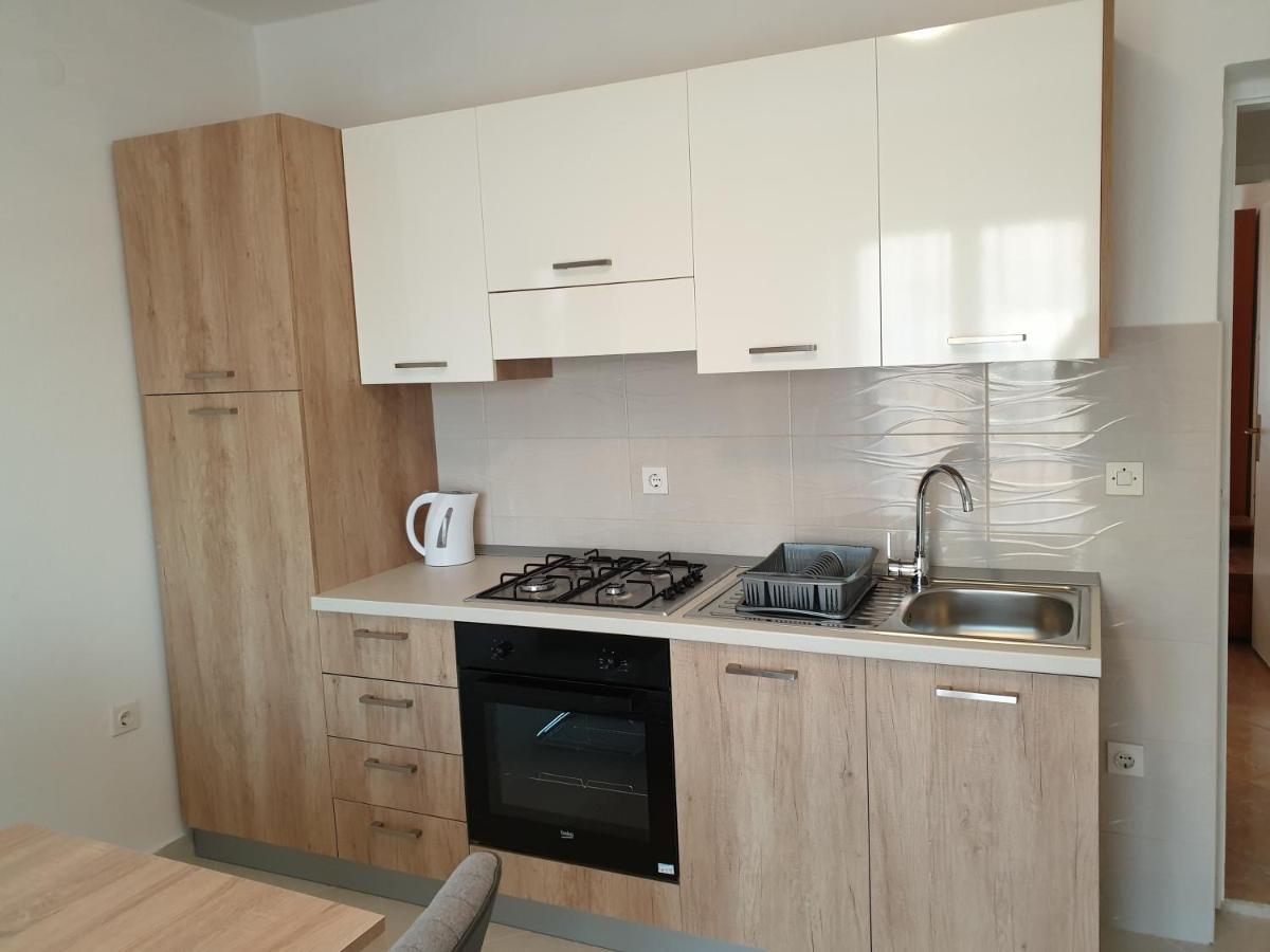 Apartments And Rooms With Parking Space Metajna, Pag - 4120 Exterior photo