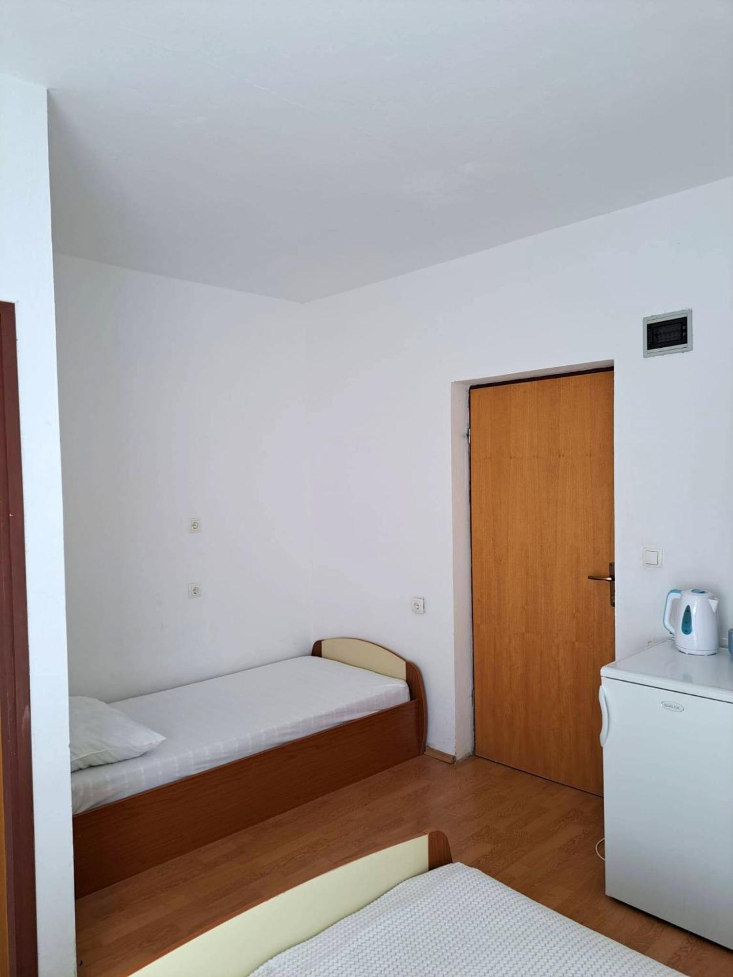 Apartments And Rooms With Parking Space Metajna, Pag - 4120 Room photo